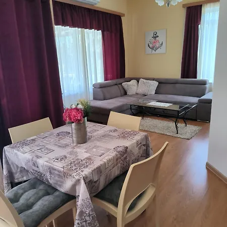 Apartmens Kimm II Porec Exterior photo